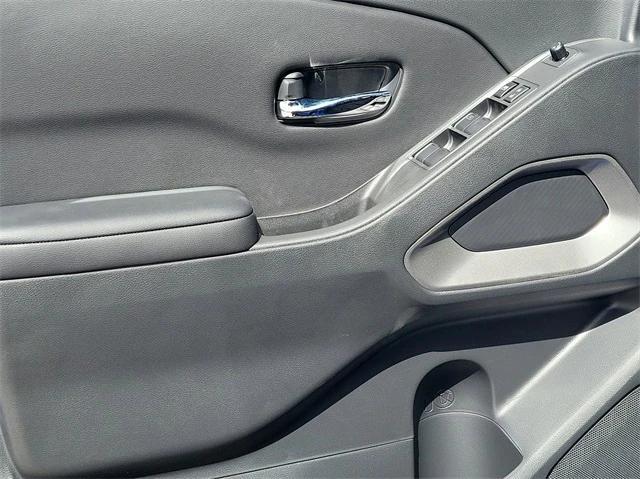 Photo of 2025 Bluestone Pearl Nissan Frontier