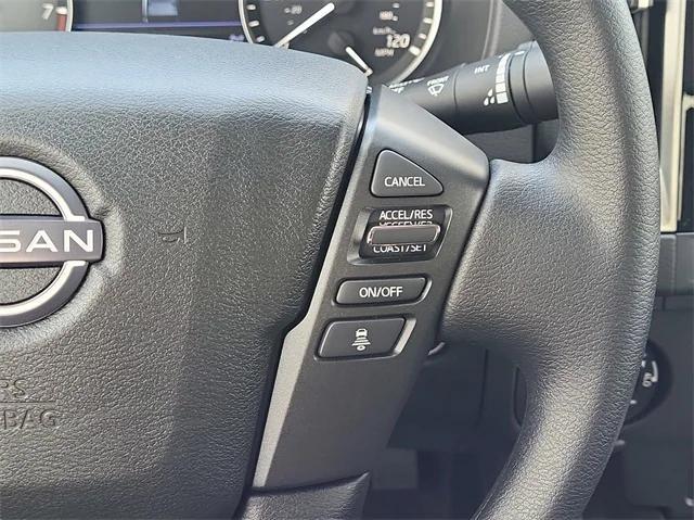 Photo of 2025 Bluestone Pearl Nissan Frontier