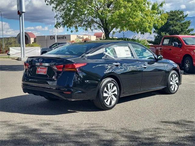 Photo of 2025 Super Black Nissan Altima