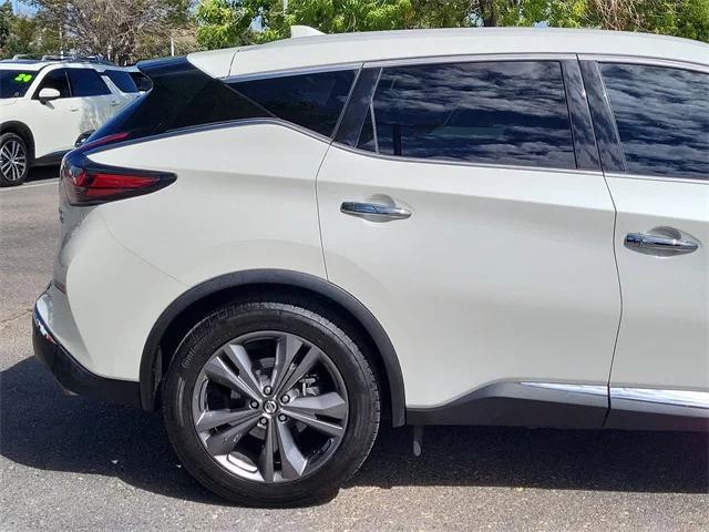 Photo of 2020 Pearl White Tricoat Nissan Murano