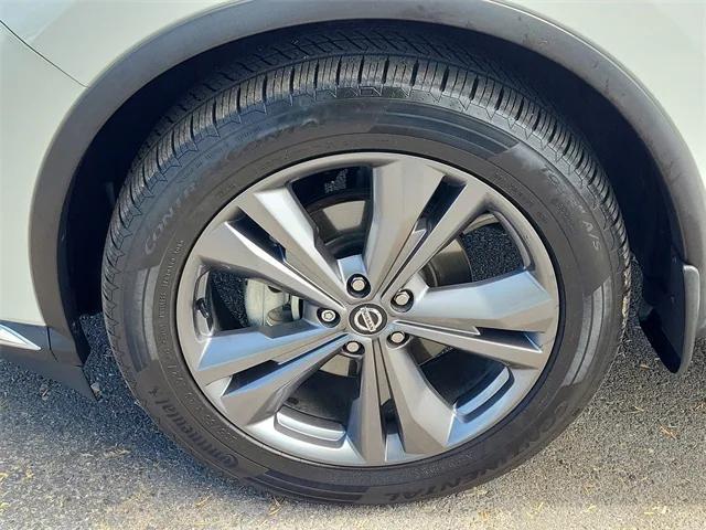 Photo of 2020 Pearl White Tricoat Nissan Murano