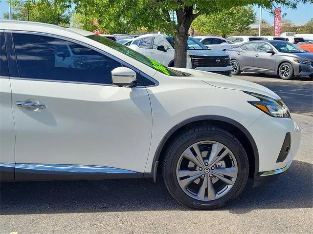 Photo of 2020 Pearl White Tricoat Nissan Murano