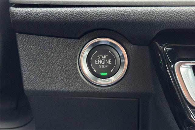 Photo of 2025 Mosaic Black Metallic Chevrolet Traverse