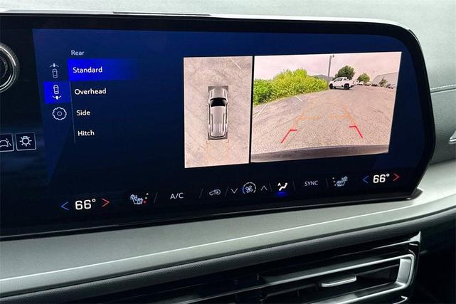 Photo of 2025 Mosaic Black Metallic Chevrolet Traverse