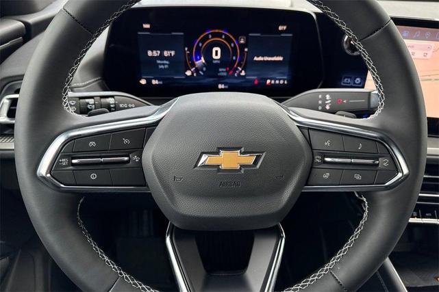 Photo of 2025 Mosaic Black Metallic Chevrolet Traverse