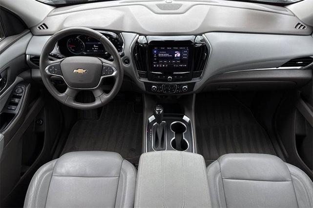 Photo of 2020 Midnight Blue Metallic Chevrolet Traverse