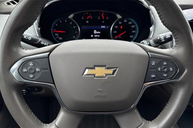 Photo of 2020 Midnight Blue Metallic Chevrolet Traverse