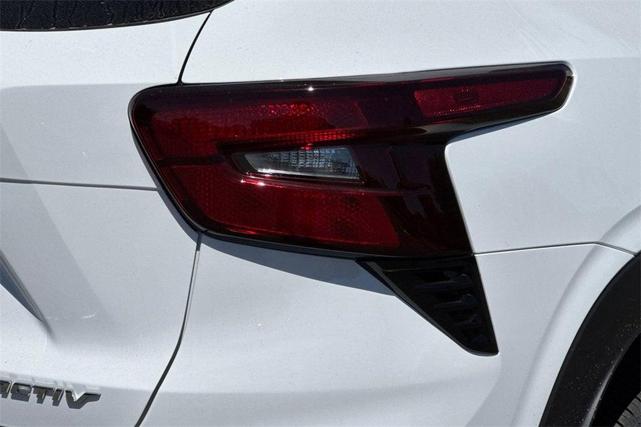 Photo of 2025 Summit White Chevrolet Trax