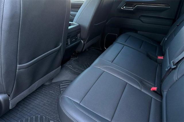 Photo of 2024 Lakeshore Blue Metallic Chevrolet Silverado 1500