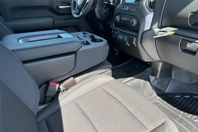 Photo of 2025 Summit White Chevrolet Silverado 2500