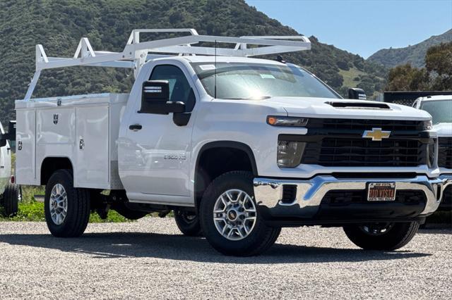 Photo of 2025 Summit White Chevrolet Silverado 2500
