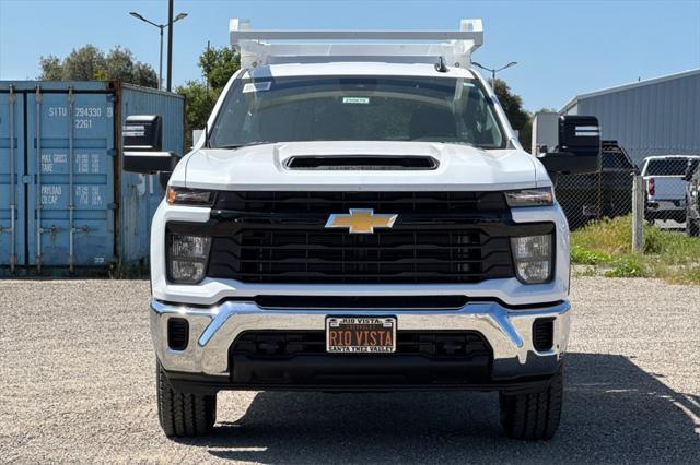 Photo of 2025 Summit White Chevrolet Silverado 2500