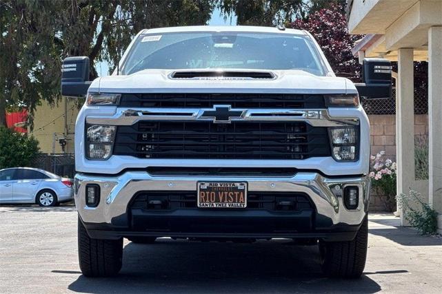 Photo of 2025 Summit White Chevrolet Silverado 2500