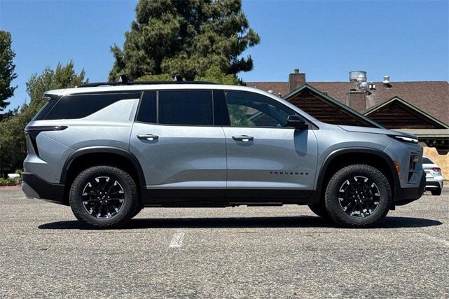 Photo of 2025 Sterling Gray Metallic Chevrolet Traverse