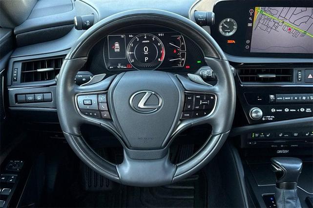 Photo of 2022  Lexus ES 350