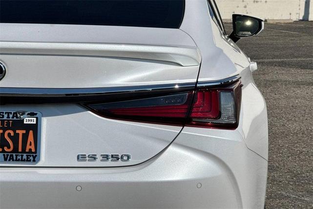 Photo of 2022  Lexus ES 350
