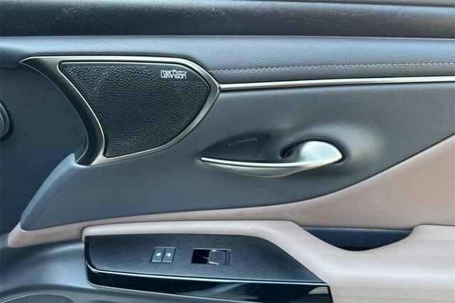Photo of 2022  Lexus ES 350