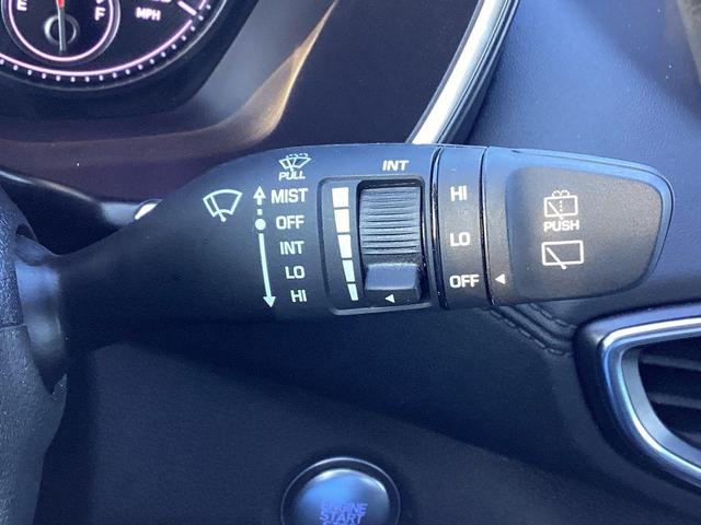 Photo of 2023 Hampton Gray Hyundai SANTA FE