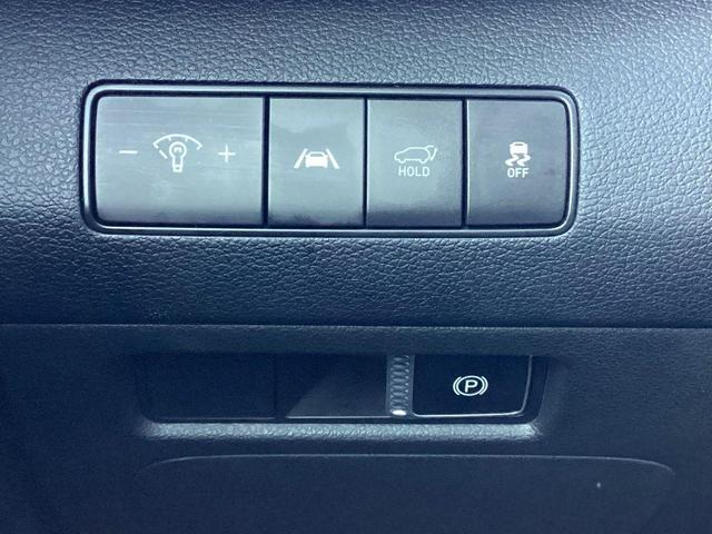 Photo of 2023 Hampton Gray Hyundai SANTA FE