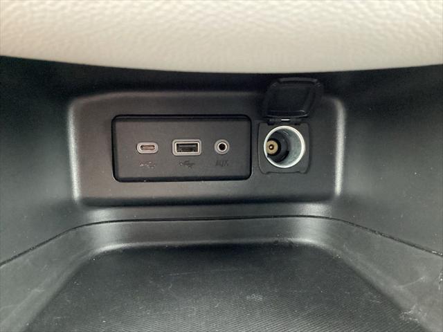 Photo of 2023 Mosaic Black Metallic Chevrolet Equinox