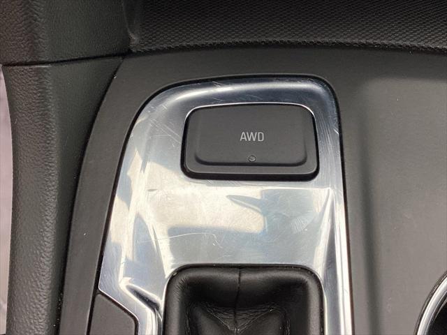 Photo of 2023 Mosaic Black Metallic Chevrolet Equinox