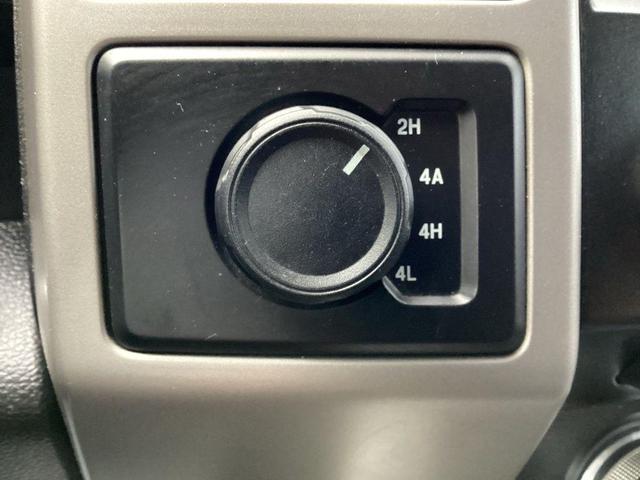 Photo of 2018 White Platinum Ford F-150