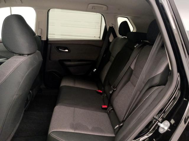 Photo of 2023 Black Nissan Rogue