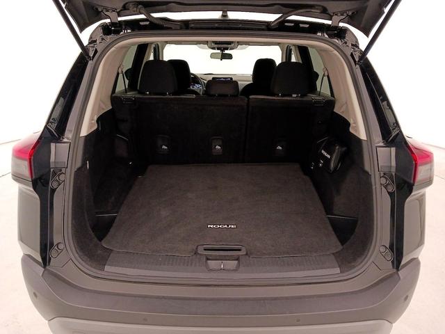 Photo of 2023 Black Nissan Rogue