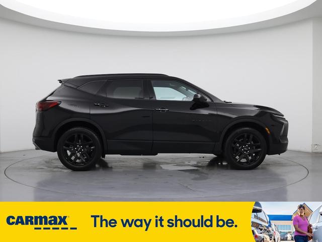 Photo of 2023 Black Chevrolet Blazer