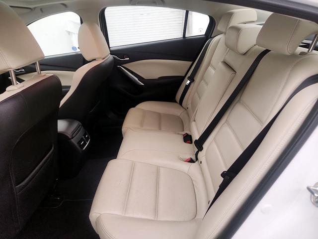 Photo of 2015 White Mazda Mazda6