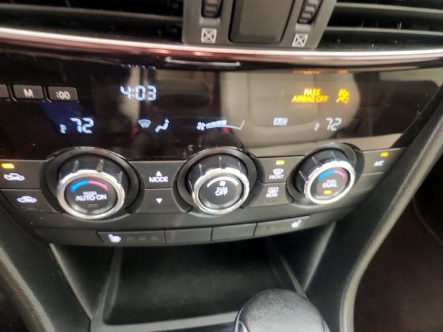 Photo of 2015 White Mazda Mazda6