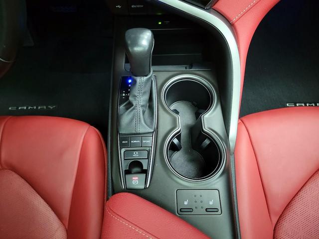 Photo of 2023 Silver Toyota Camry