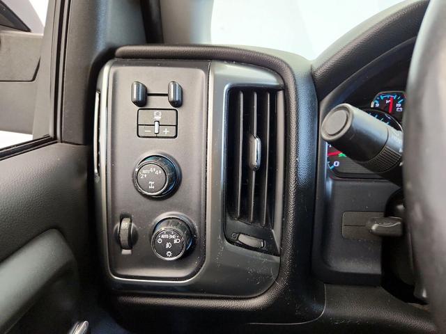 Photo of 2018 Black Chevrolet Silverado 1500