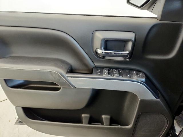 Photo of 2018 Black Chevrolet Silverado 1500