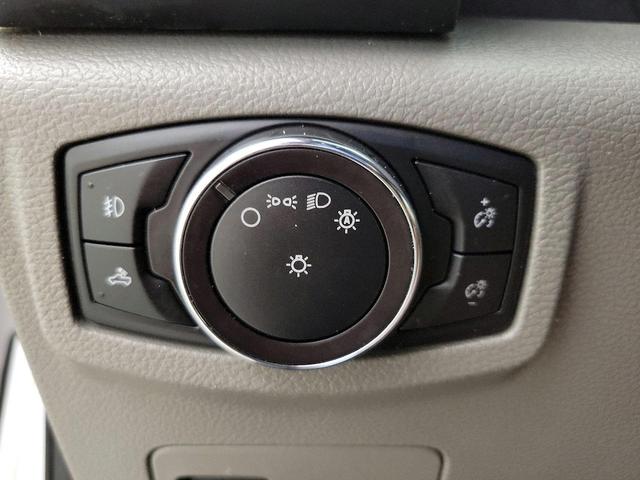 Photo of 2018 White Ford F-150