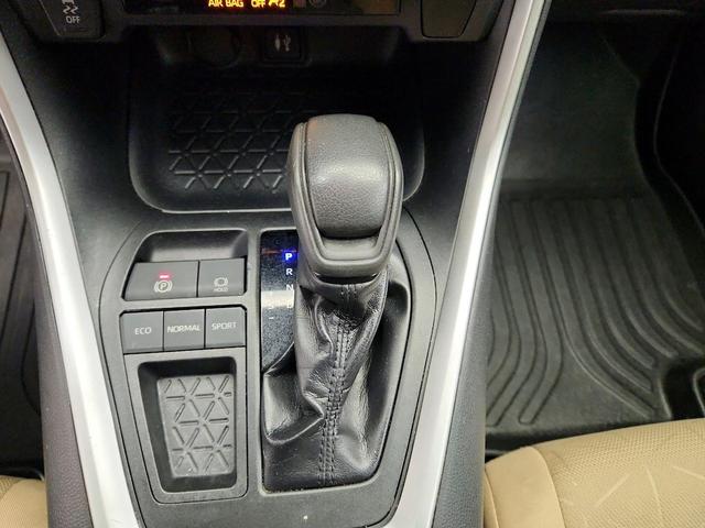 Photo of 2019 Burgundy Toyota RAV4