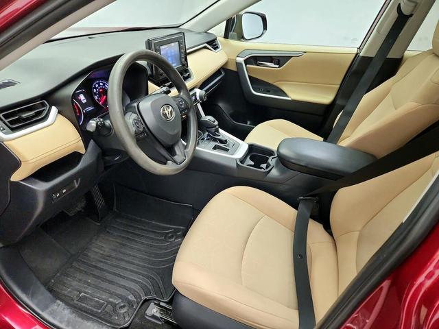 Photo of 2019 Burgundy Toyota RAV4