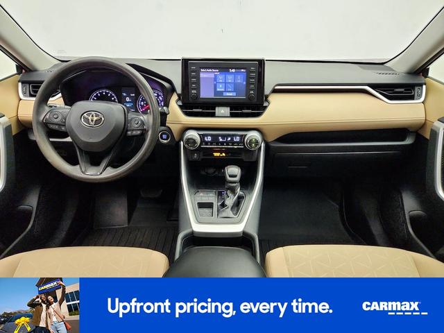 Photo of 2019 Burgundy Toyota RAV4