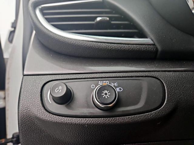 Photo of 2019 White Buick Encore