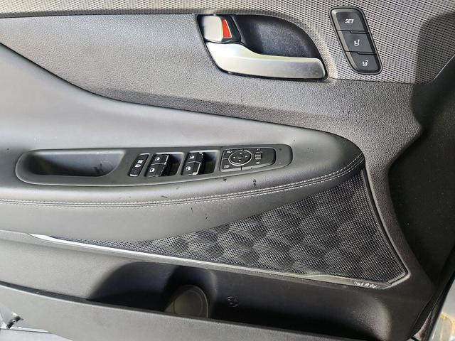 Photo of 2020 Green Hyundai SANTA FE