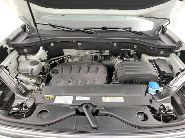 Photo of 2024 White Volkswagen Atlas