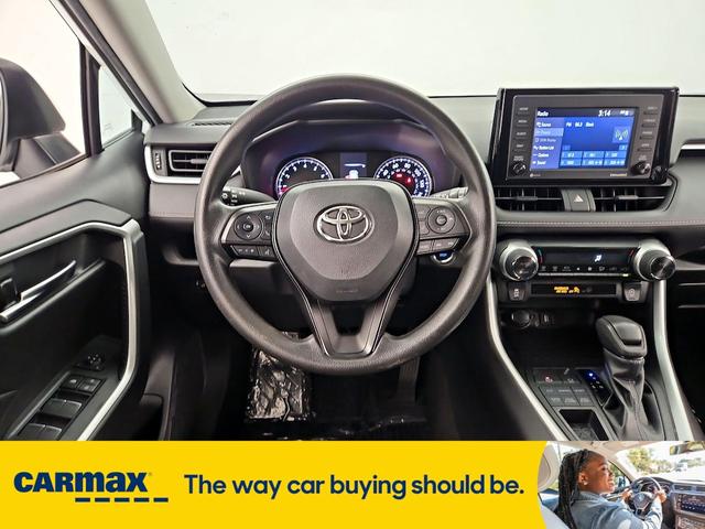 Photo of 2022 White Toyota RAV4