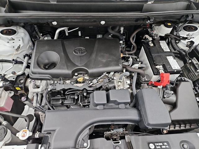 Photo of 2022 White Toyota RAV4