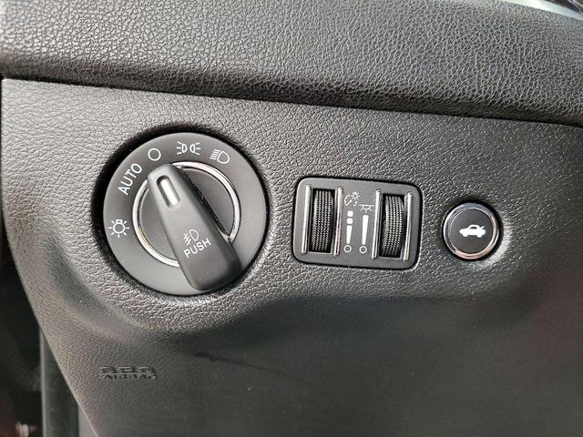 Photo of 2022 Red Chrysler 300