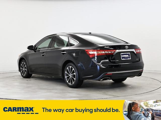 Photo of 2017 Black Toyota Avalon