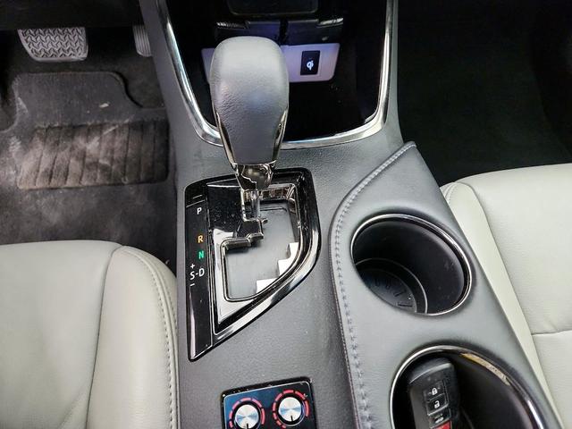 Photo of 2017 Black Toyota Avalon