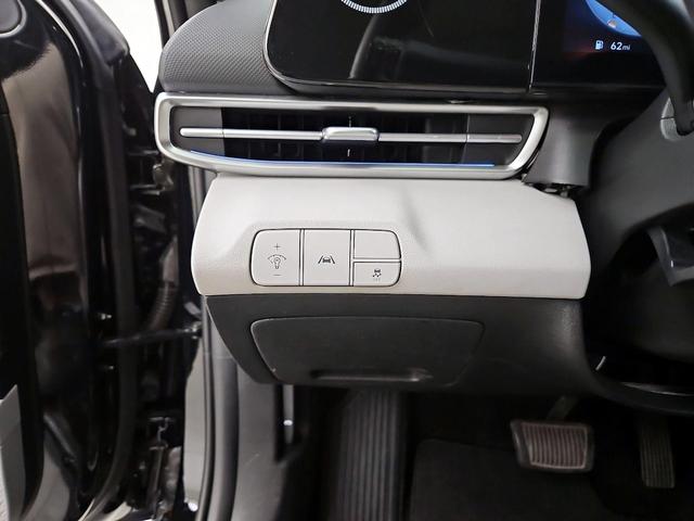 Photo of 2022 Black Hyundai ELANTRA