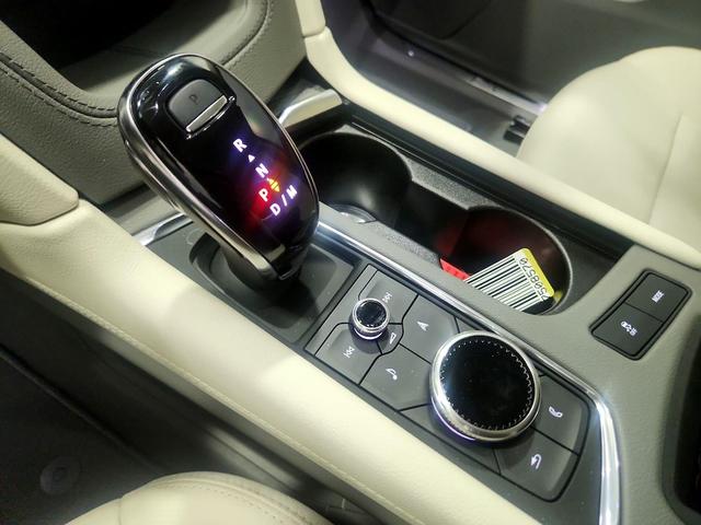 Photo of 2025 Black Cadillac XT5