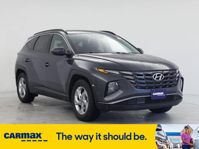 Photo of 2023 Gray Hyundai TUCSON