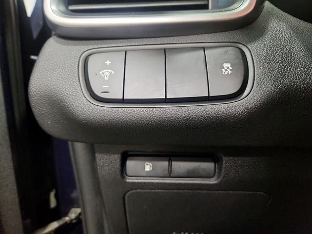 Photo of 2016 Blue Kia Sorento
